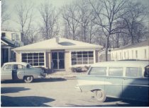 The new Lake Bluff Pharmacy